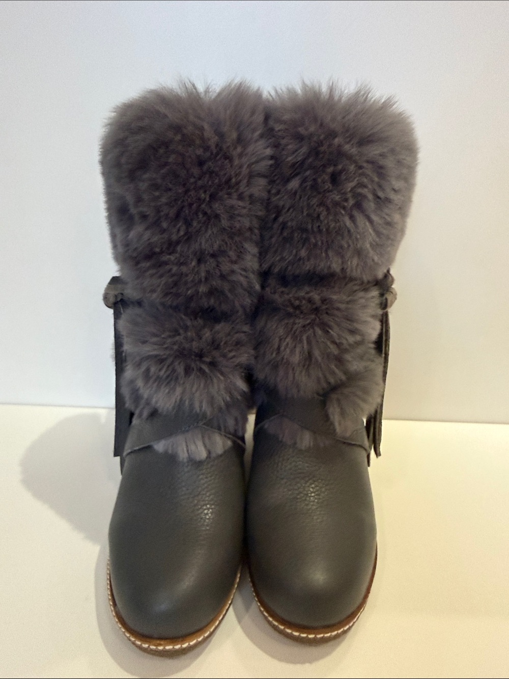 Australia Luxe Collective Gray Faux-Fur Cuff Leather Winter Boots